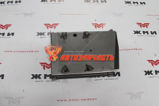 2121 Площадка левая (под реактивную штангу)